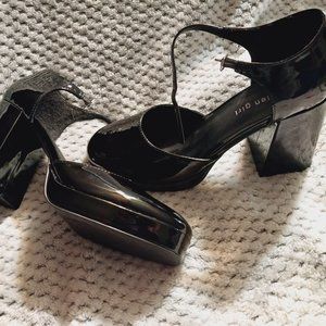 Madden Girl Olivia Mary Jane Black Pumps women's size 9
